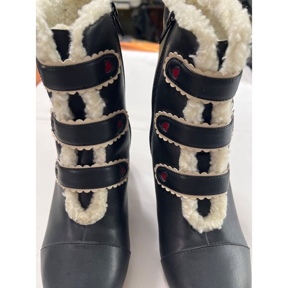Lola Ramona Hearts Black Heeled Ankle Boots With Faux Fur Trim Size 9.5-10 - Picture 10 of 11